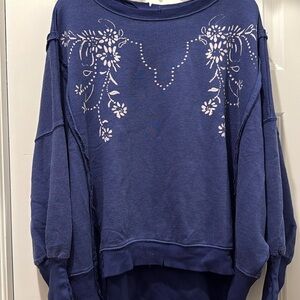 FREE PEOPLE WE THE FREE CAMDEN GRAPHIC SWEATSHIRT Floral Blue NWT sz S, M
